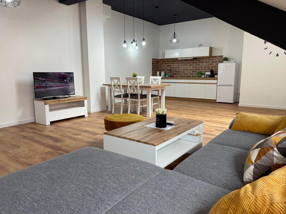 Apartament Rynek 13 Z Parkingiem - Centrum Bochni Bochnia Luaran gambar