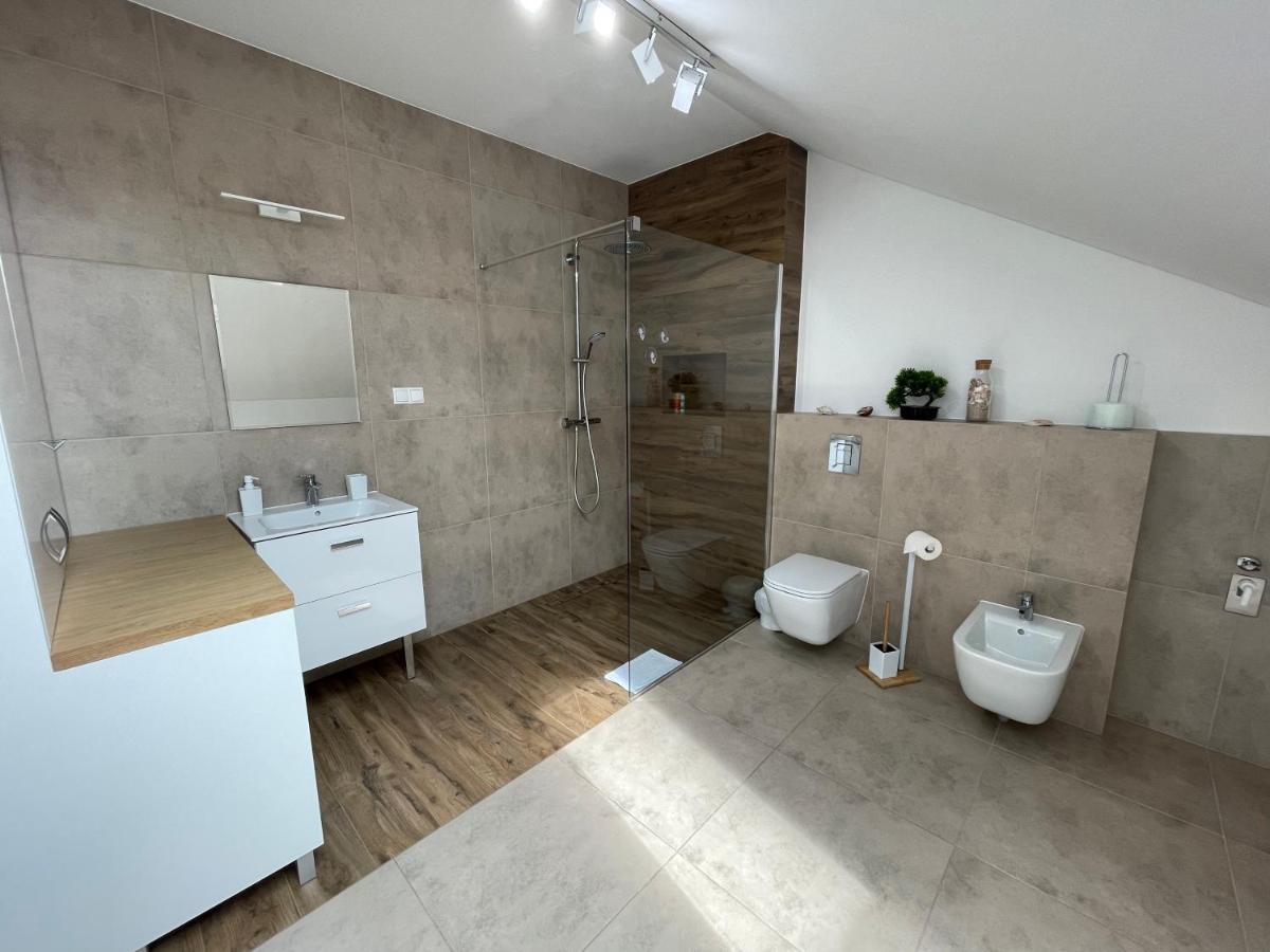 Apartament Rynek 13 Z Parkingiem - Centrum Bochni Bochnia Luaran gambar